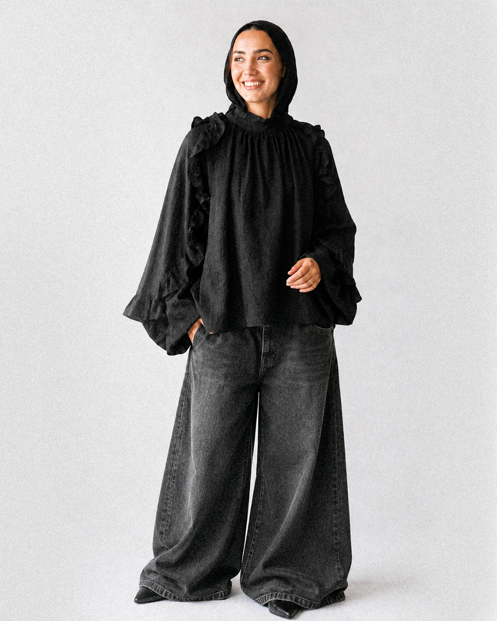 Miral linen ruffle blouse black