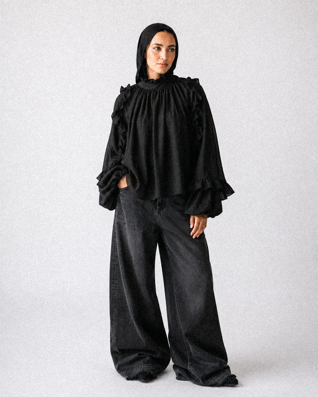 Miral linen ruffle blouse black