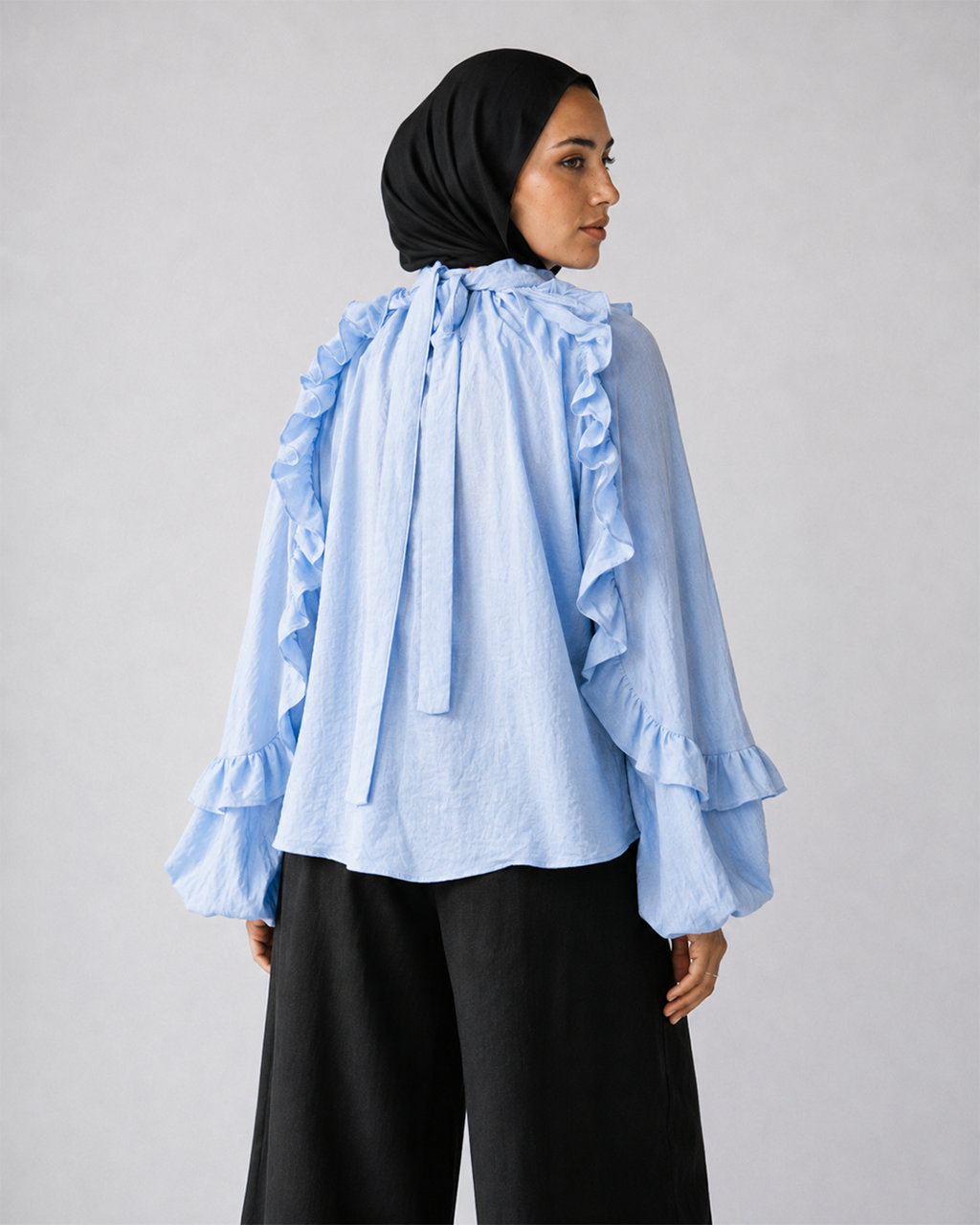 Miral linen ruffle blouse babyblue